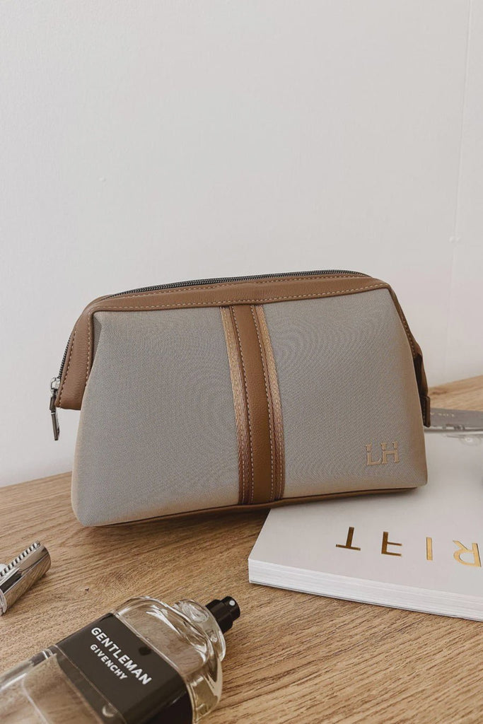 Buy Gilbert Mens Toiletry Bag - Coffee by Louenhide - at White Doors & Co