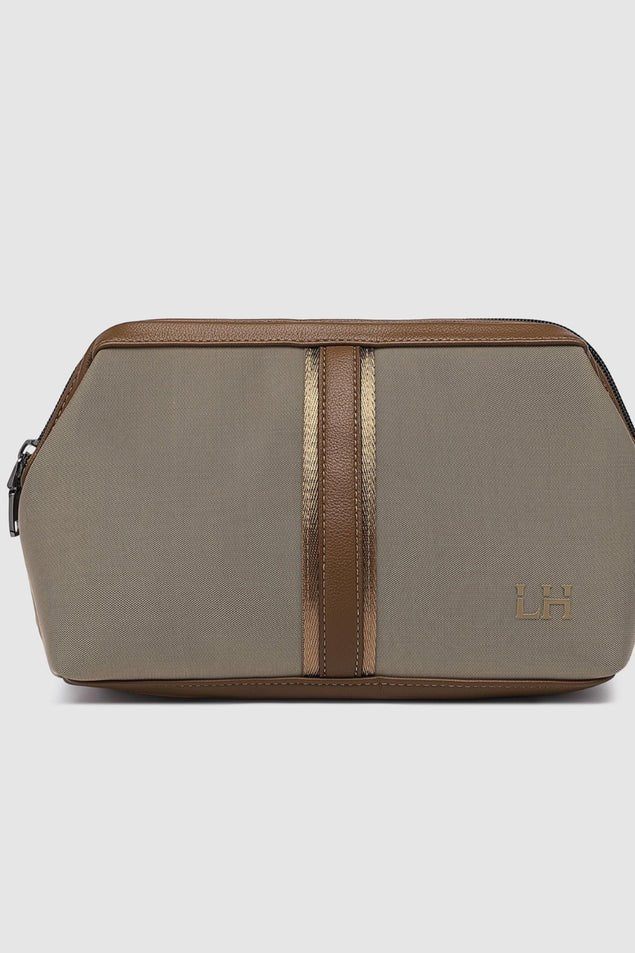 Buy Gilbert Mens Toiletry Bag - Coffee by Louenhide - at White Doors & Co